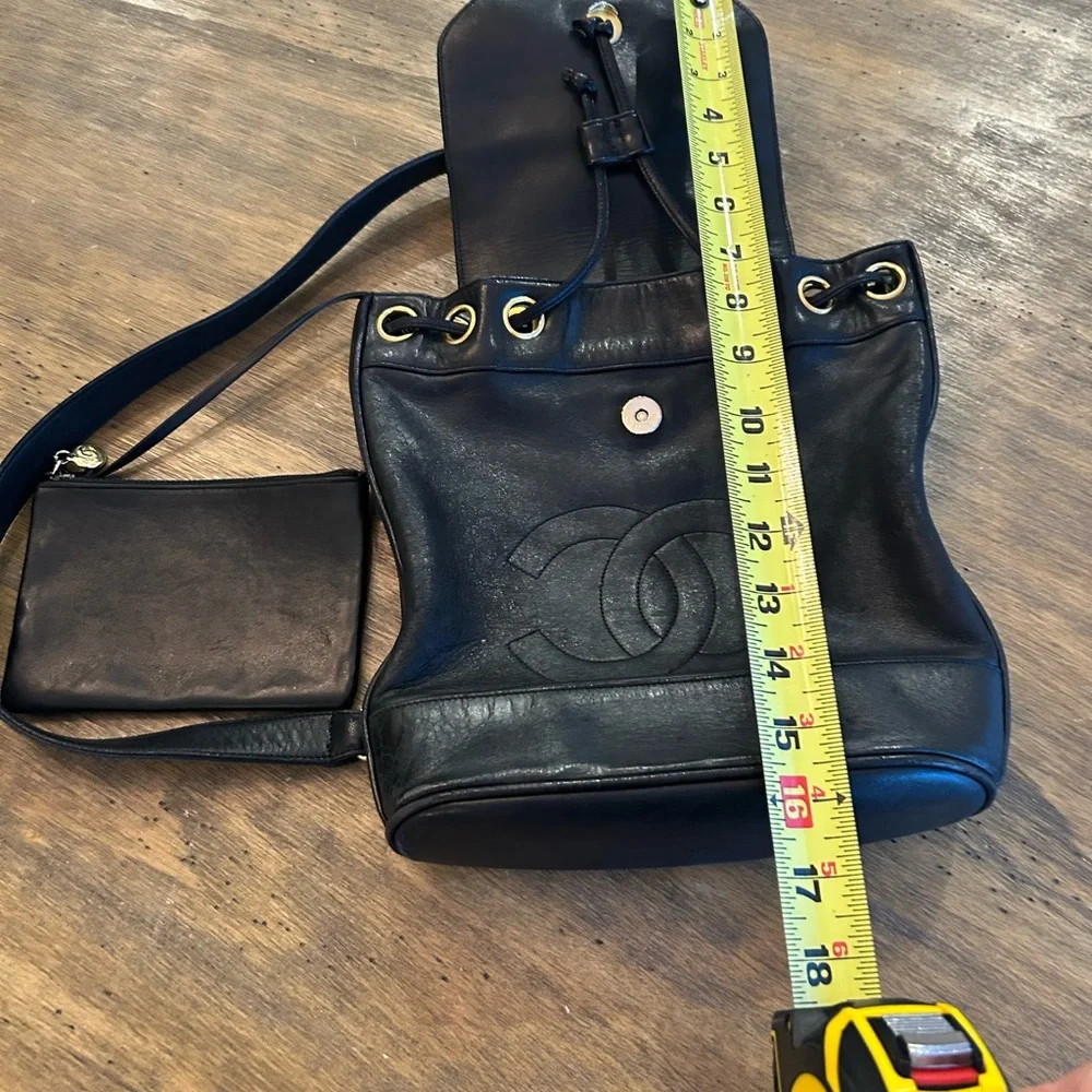 Vintage CHANEL CC Logo Black Caviar Leather BACKPACK added Pouch Drawstring - Picture 11 of 16